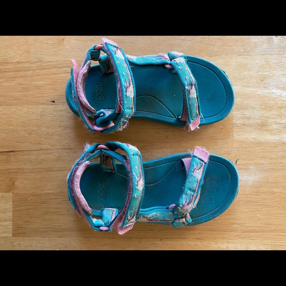 Toddler Unicorn Tevas